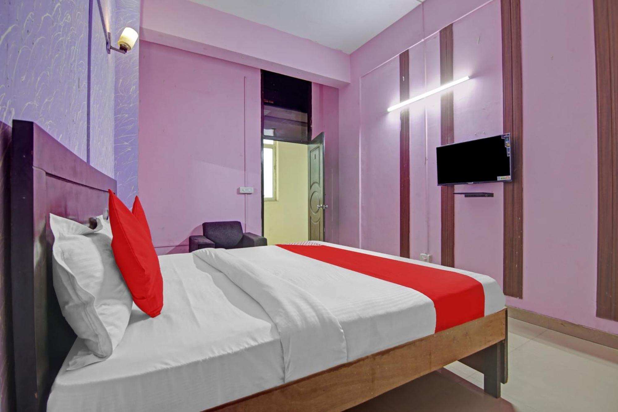 נוידה Hotel O Glorious Stayz מראה חיצוני תמונה
