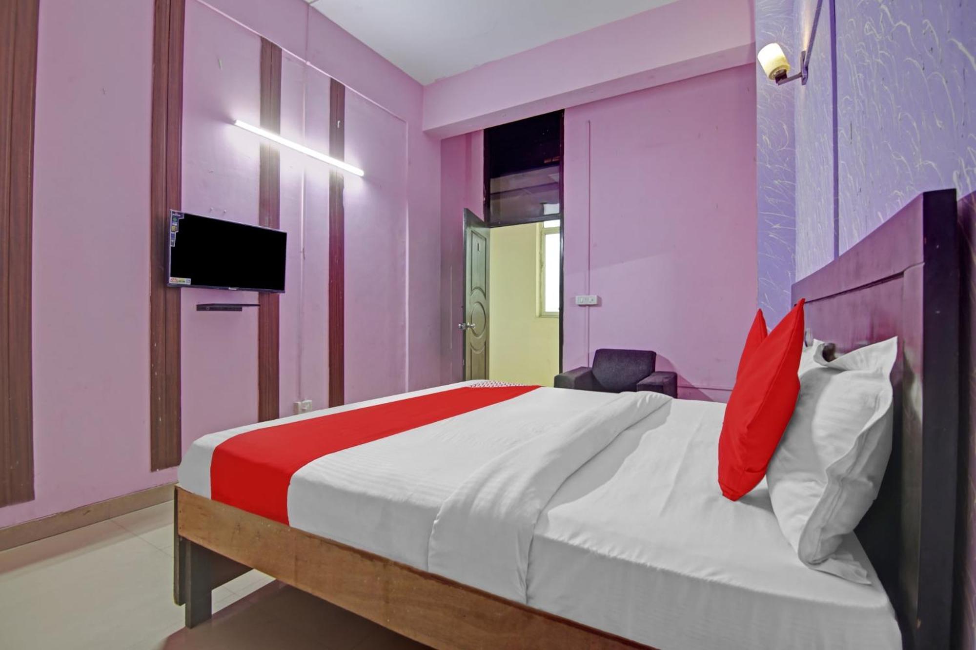 נוידה Hotel O Glorious Stayz מראה חיצוני תמונה
