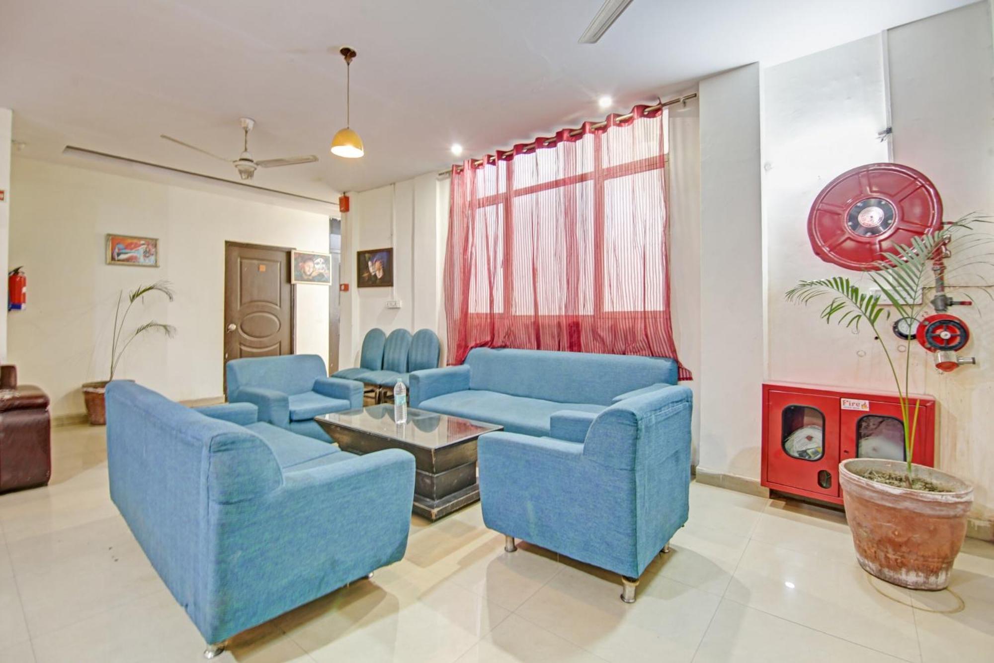 נוידה Hotel O Glorious Stayz מראה חיצוני תמונה